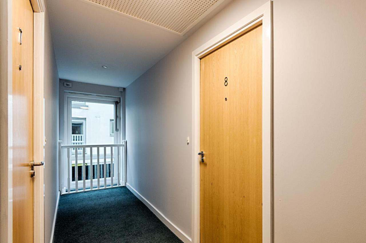 Апартаменты Parking, Balcony, Fully Equipped Kitchen Суонси Экстерьер фото